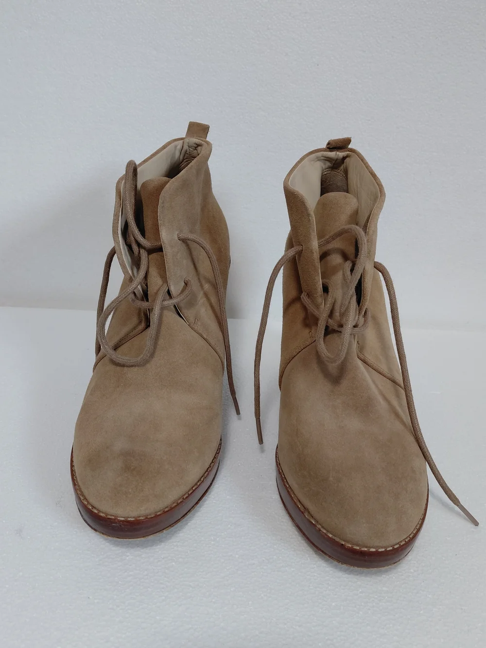 Classic Women's Suede Lace-Up Ankle Boots in Tan